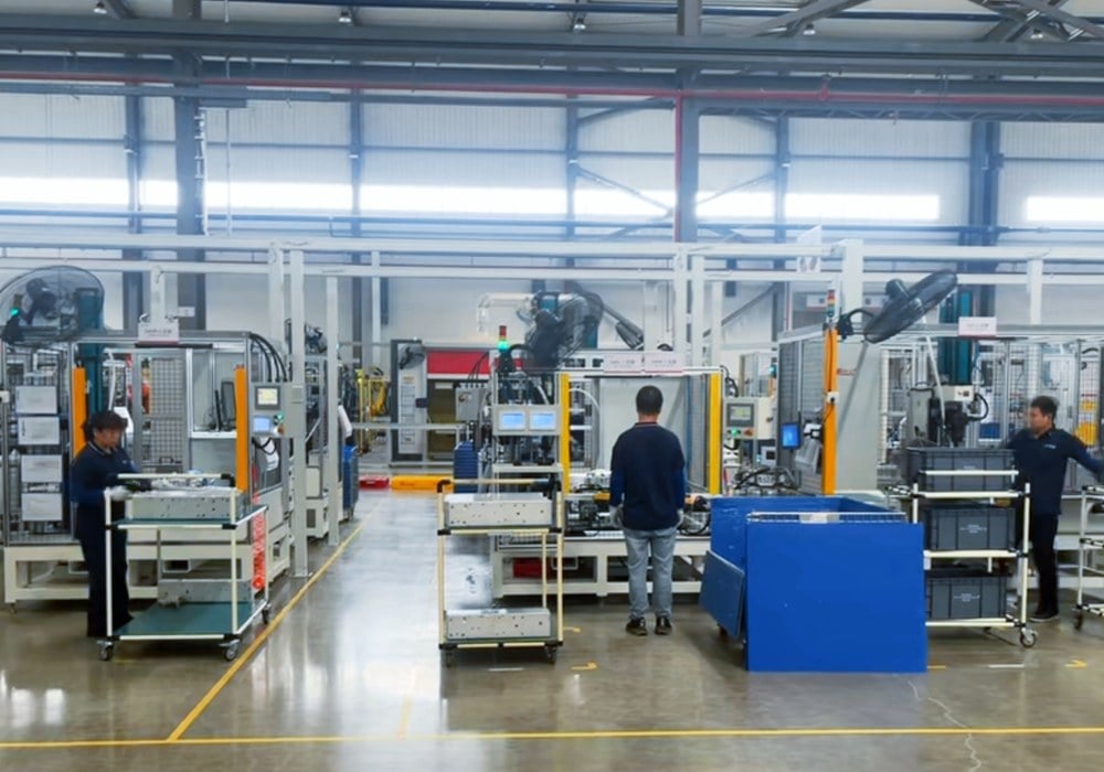 SIMITCH automated clinching equipment for automotive components